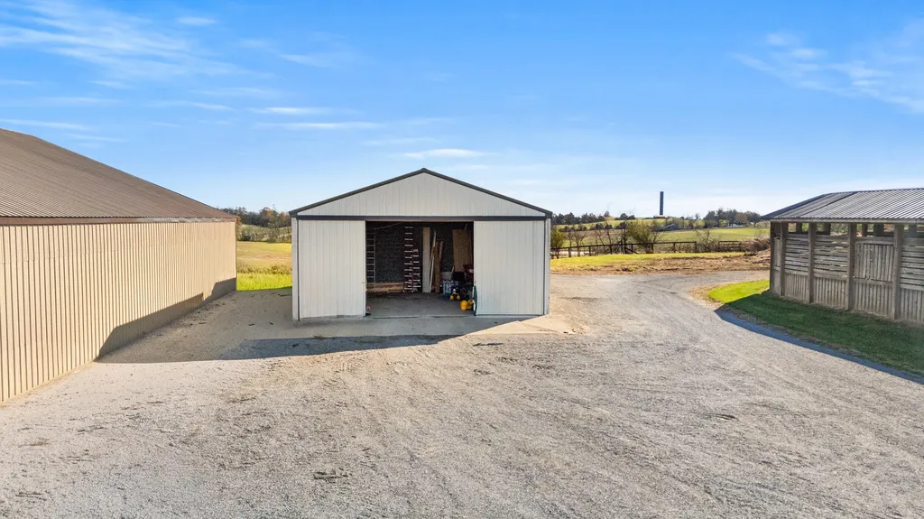 4487 Louisville Road Salvisa KY 40372