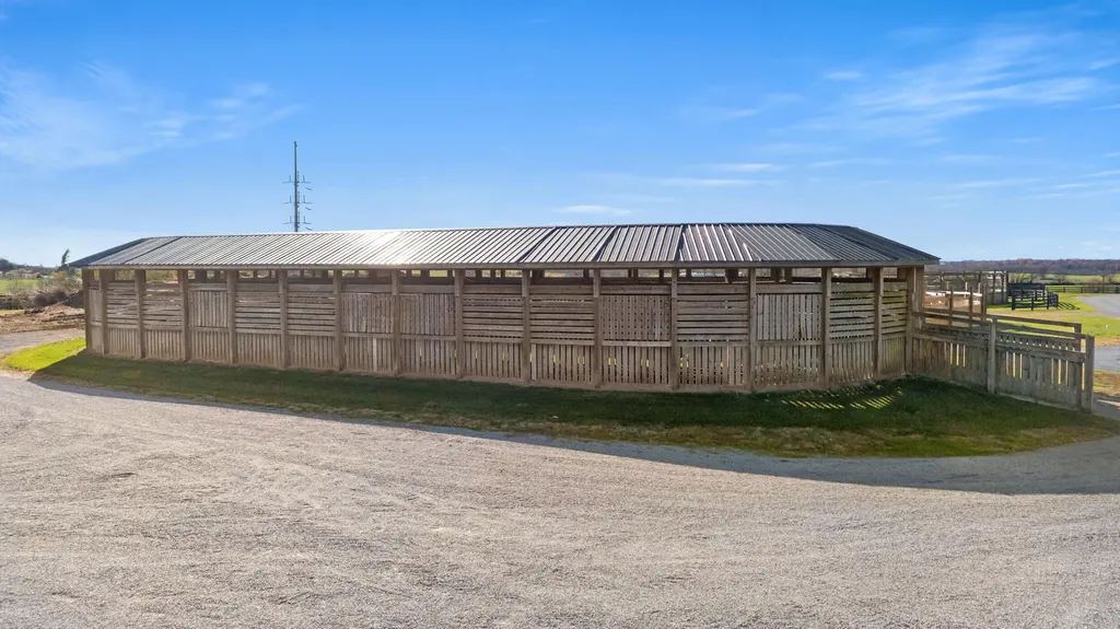 4487 Louisville Road Salvisa KY 40372