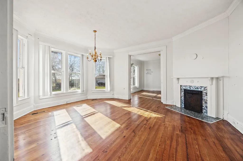 4487 Louisville Road Salvisa KY 40372