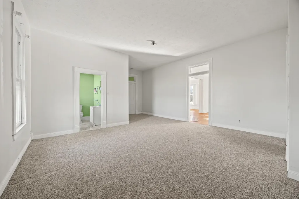 4487 Louisville Road Salvisa KY 40372
