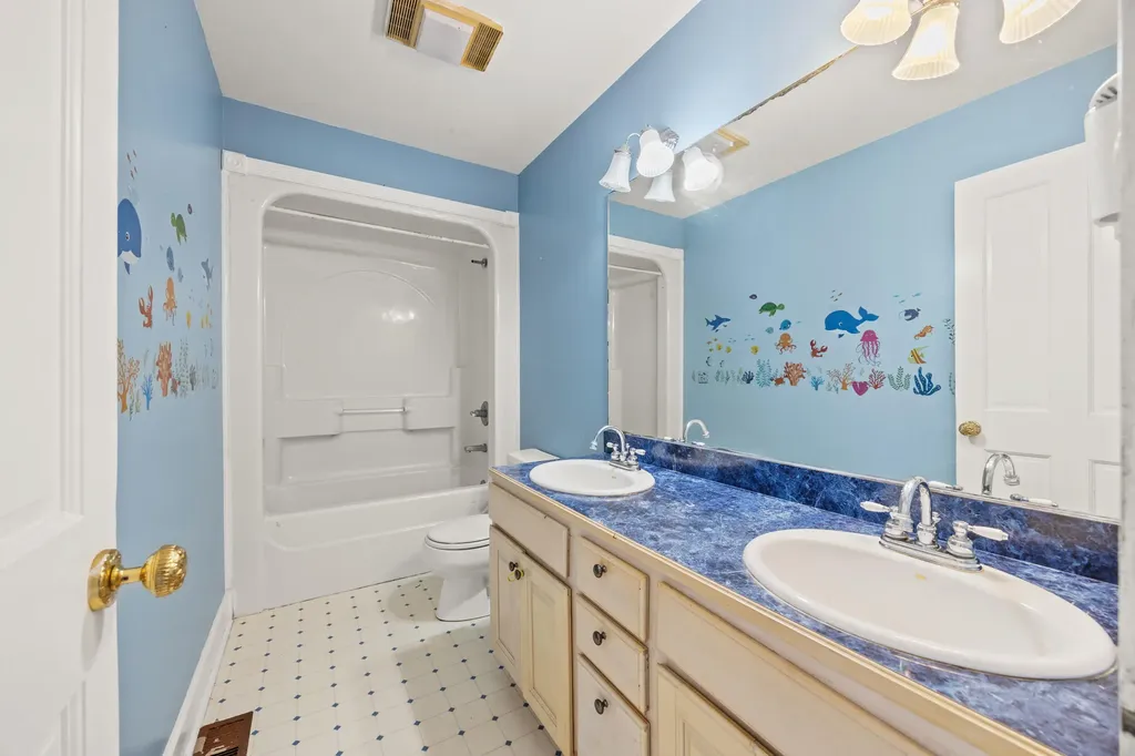4487 Louisville Road Salvisa KY 40372