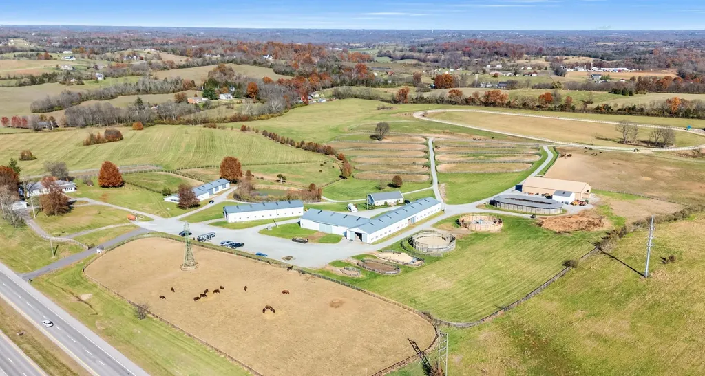 4487 Louisville Road Salvisa KY 40372