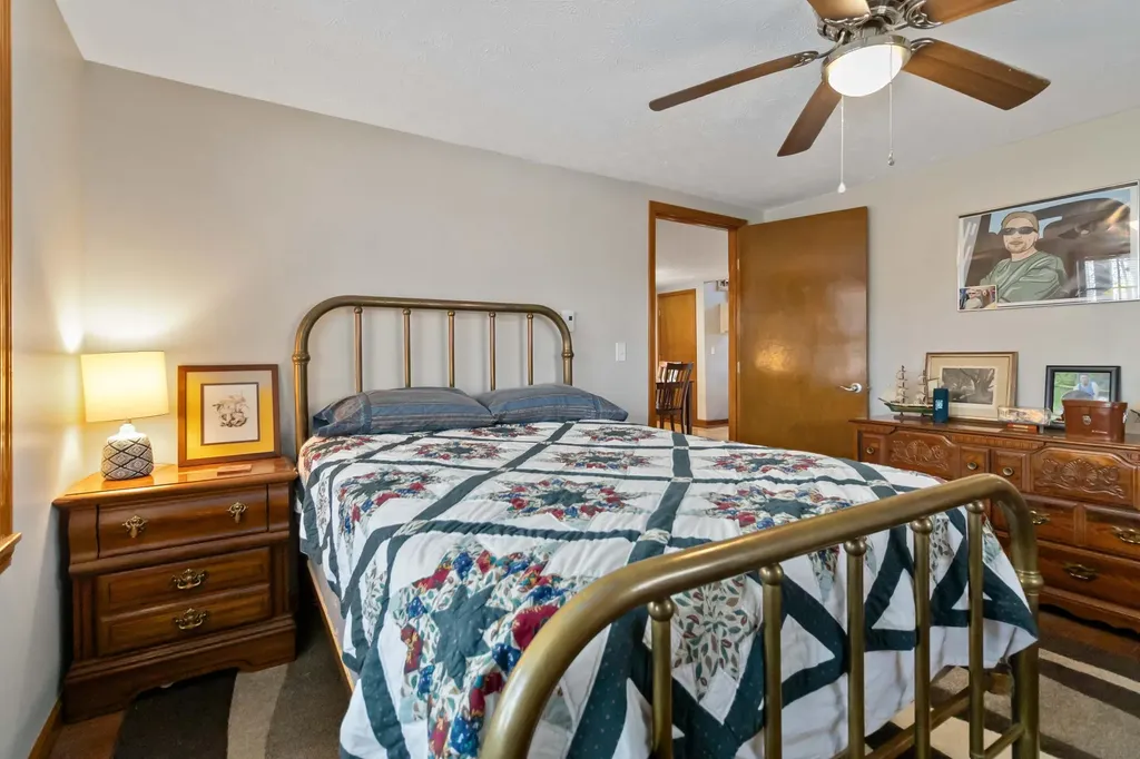 17 Old Jamestown Road Russell Springs KY 42642