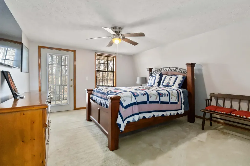 17 Old Jamestown Road Russell Springs KY 42642