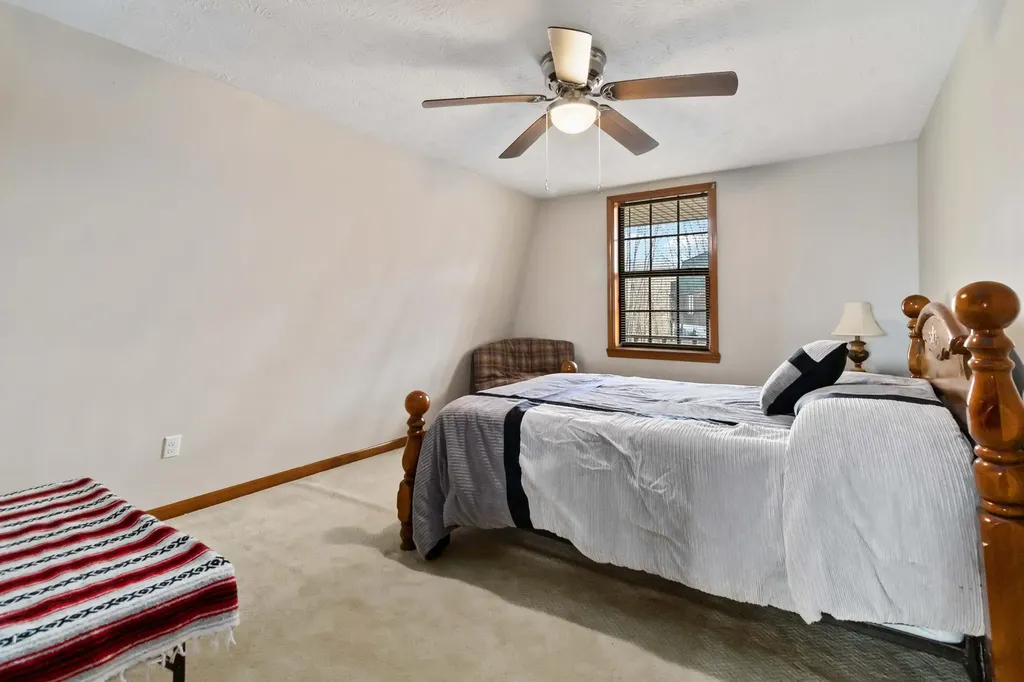 17 Old Jamestown Road Russell Springs KY 42642