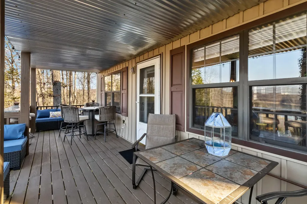 17 Old Jamestown Road Russell Springs KY 42642