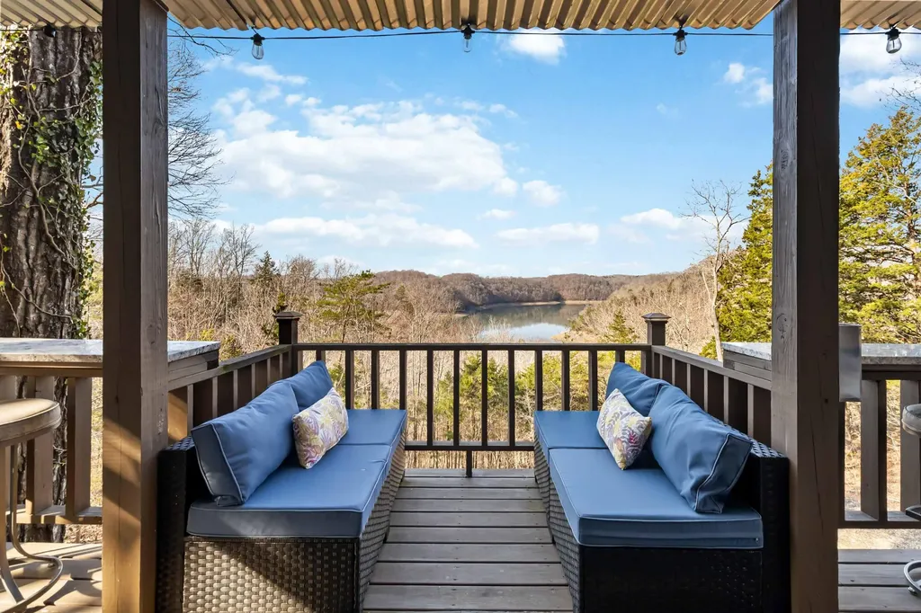 17 Old Jamestown Road Russell Springs KY 42642