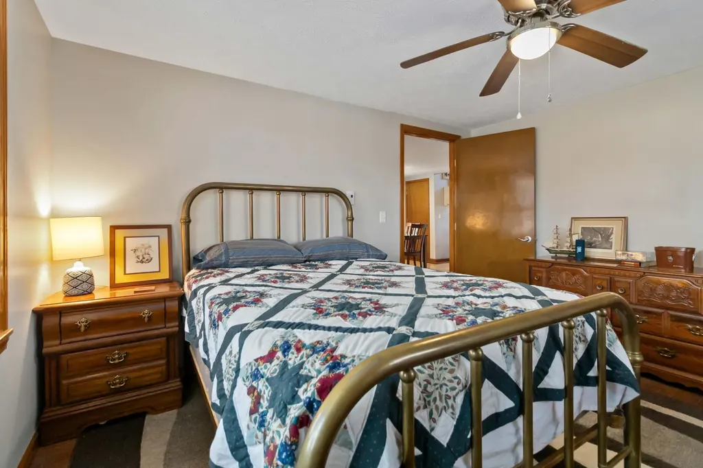17 Old Jamestown Road Russell Springs KY 42642