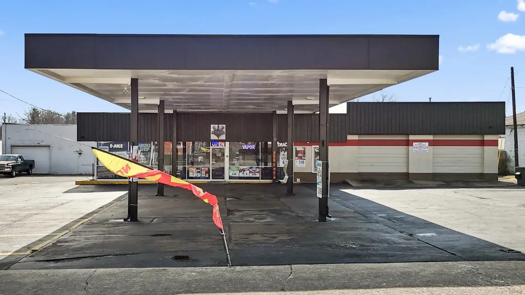 206 E Main Street Mt Sterling KY 40353