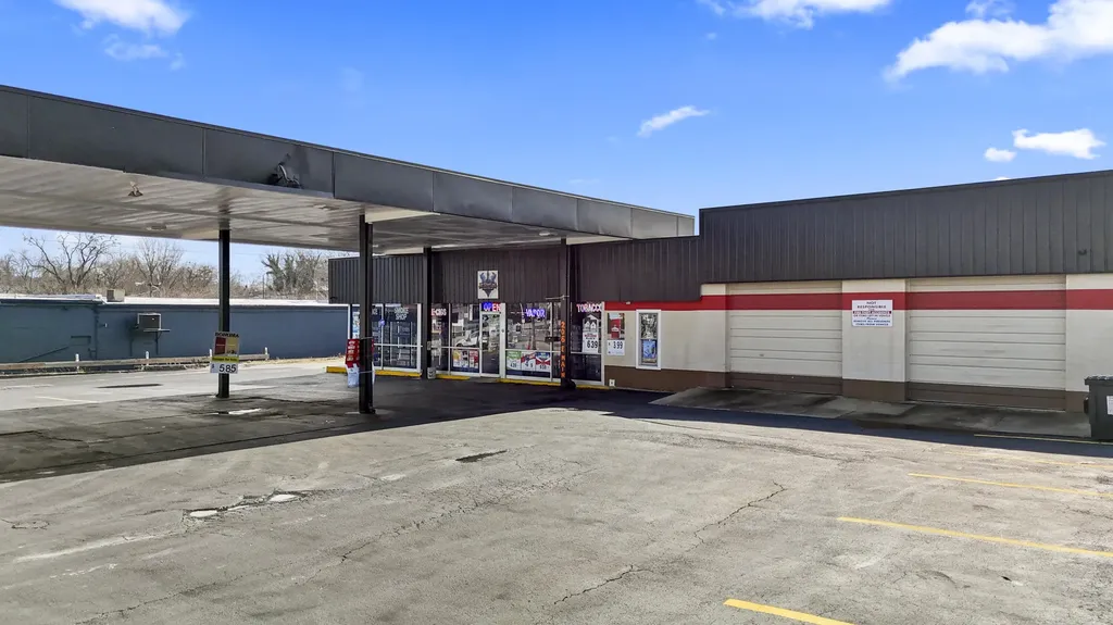 206 E Main Street Mt Sterling KY 40353