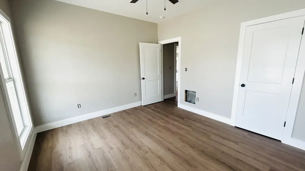 123 Gray Bird Lane London KY 40741