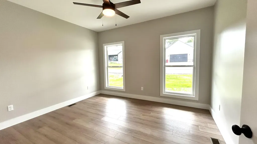 123 Gray Bird Lane London KY 40741