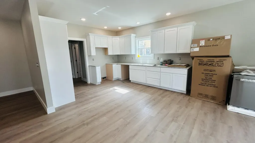 123 Gray Bird Lane London KY 40741