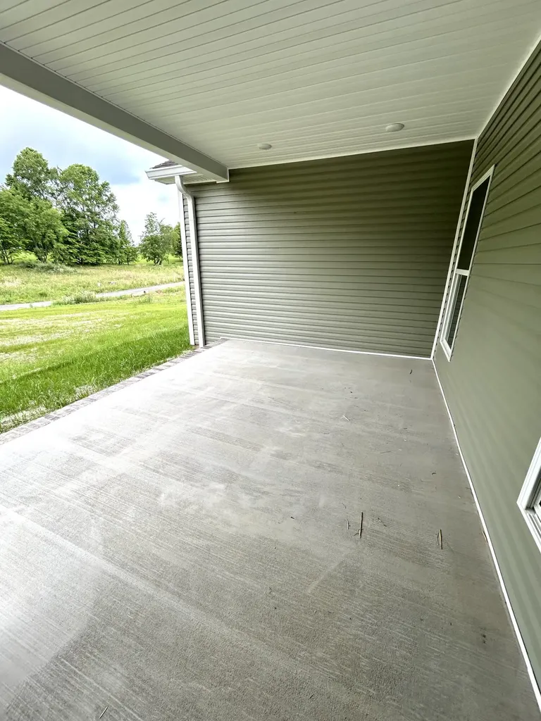 123 Gray Bird Lane London KY 40741