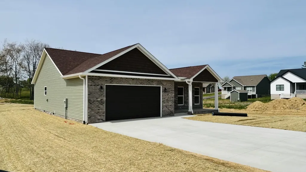 123 Gray Bird Lane London KY 40741