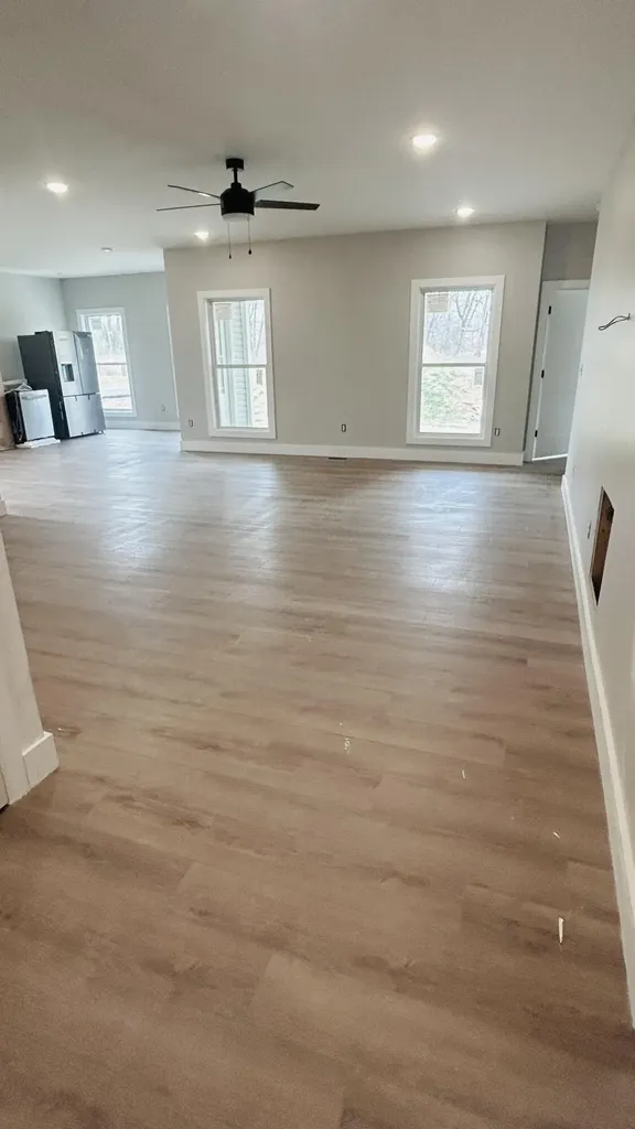 123 Gray Bird Lane London KY 40741