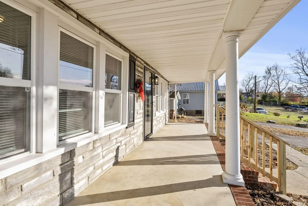 105 Johnson Street Somerset KY 42501
