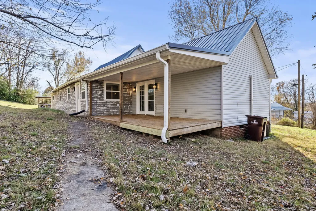 105 Johnson Street Somerset KY 42501