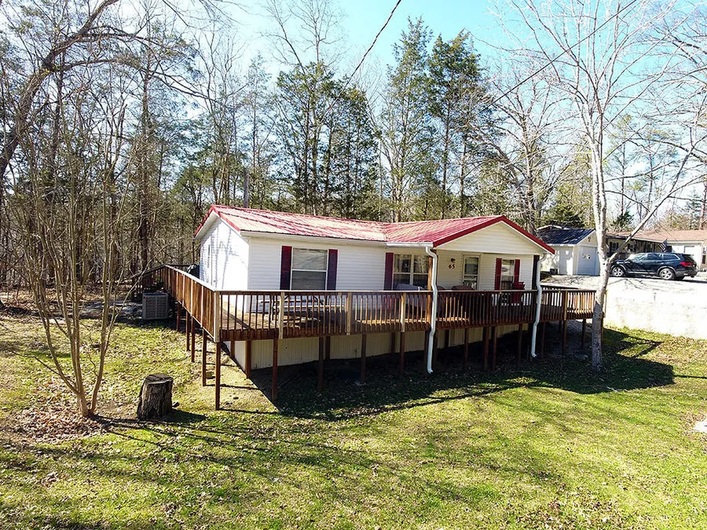 65 S Lake Drive Burnside KY 42519