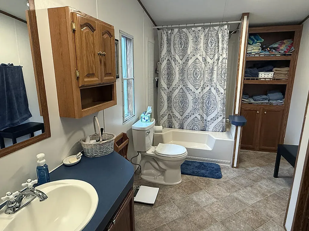 65 S Lake Drive Burnside KY 42519
