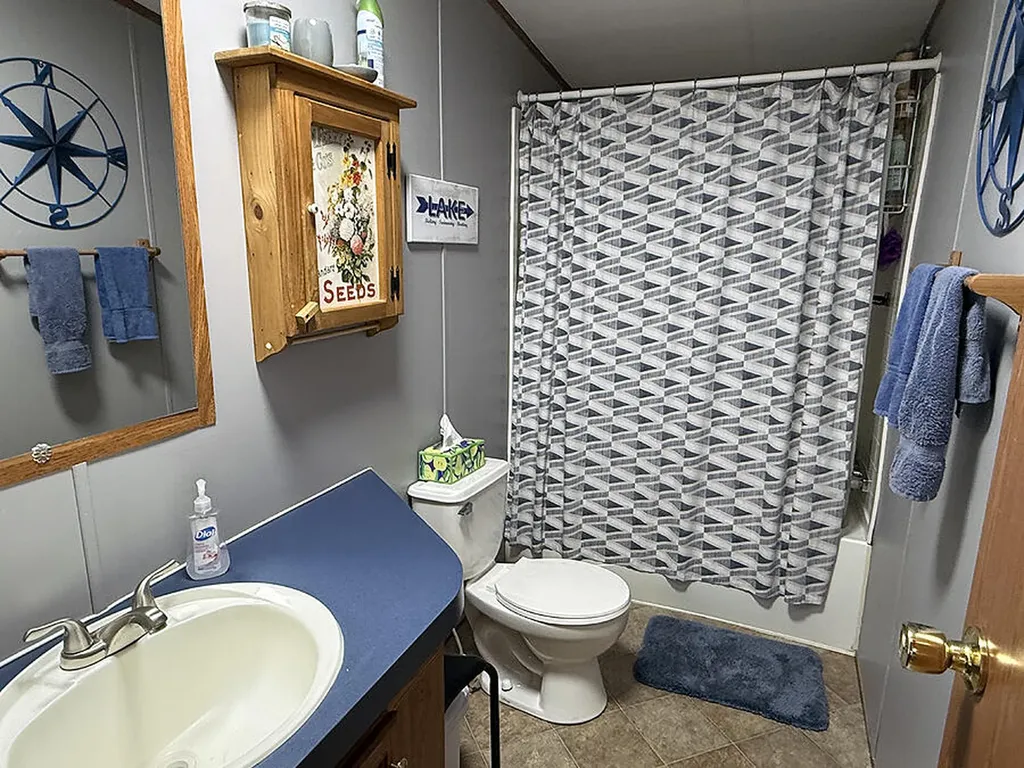 65 S Lake Drive Burnside KY 42519