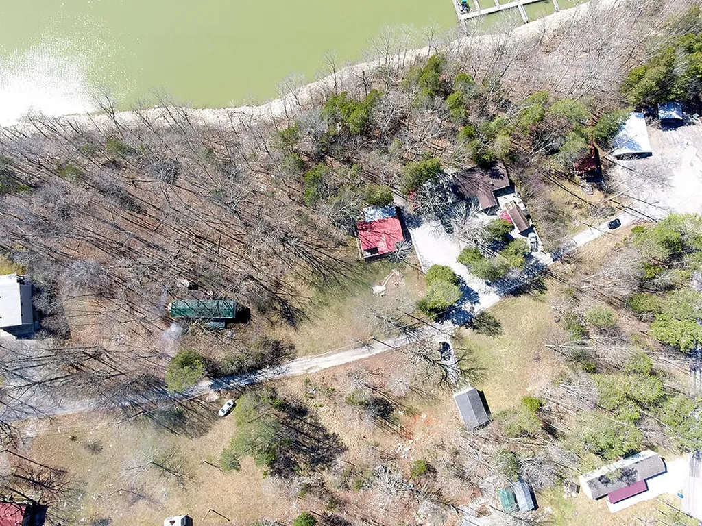 65 S Lake Drive Burnside KY 42519