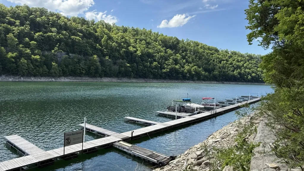 65 S Lake Drive Burnside KY 42519