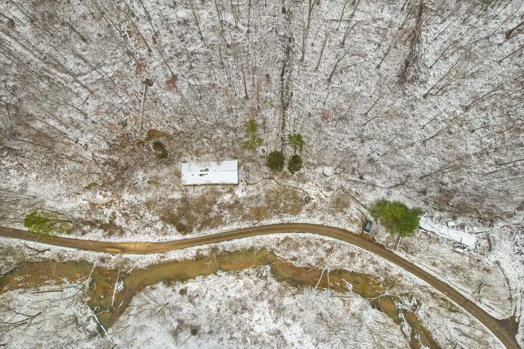 6119 Pigeon Roost Road Pilgrim KY 41250