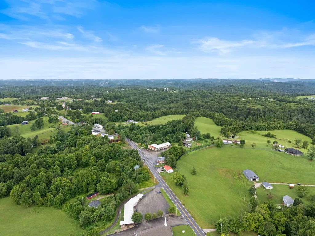 101 Steele Lane Mckee KY 40447