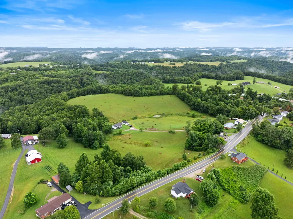 101 Steele Lane Mckee KY 40447
