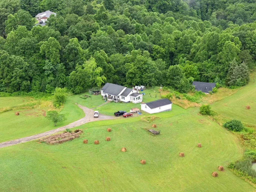 101 Steele Lane Mckee KY 40447
