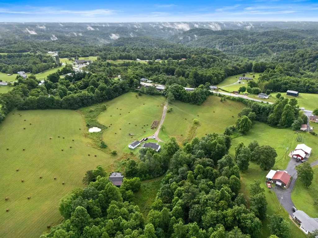 101 Steele Lane Mckee KY 40447