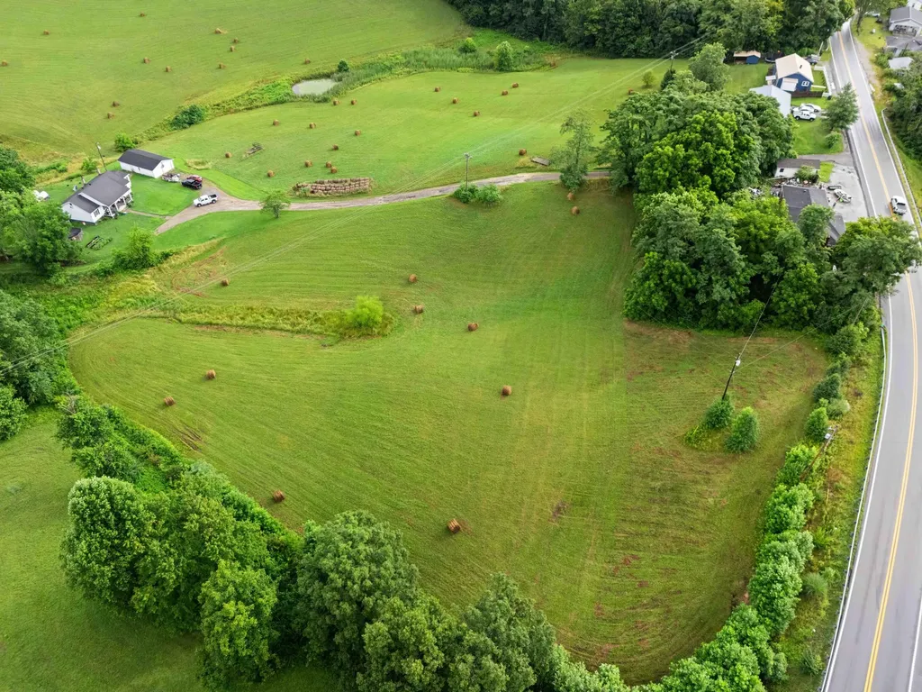101 Steele Lane Mckee KY 40447