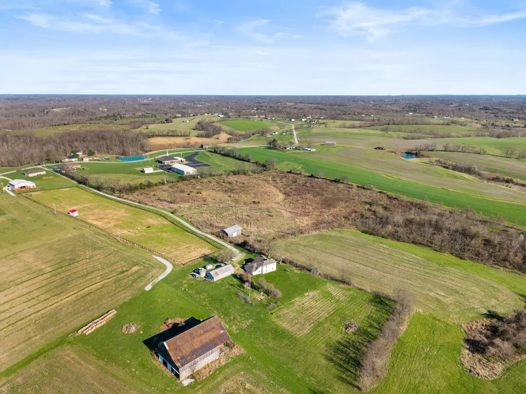 Track #14 & #15 Brush Grove Road Willisburg KY 40078
