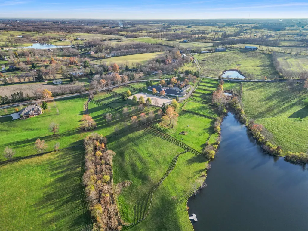 3783 Briar Hill Road Lexington KY 40516