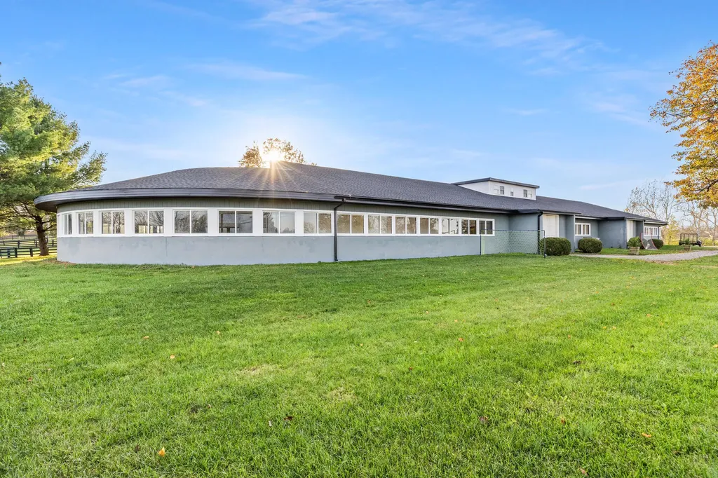 3783 Briar Hill Road Lexington KY 40516