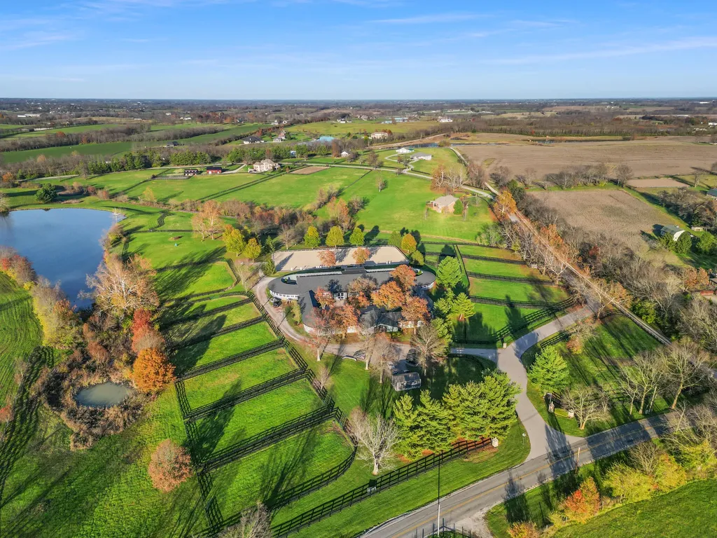 3783 Briar Hill Road Lexington KY 40516