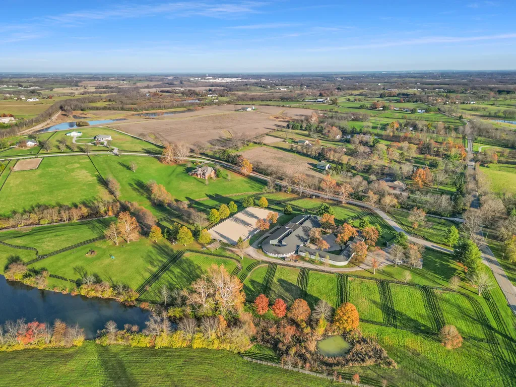 3783 Briar Hill Road Lexington KY 40516