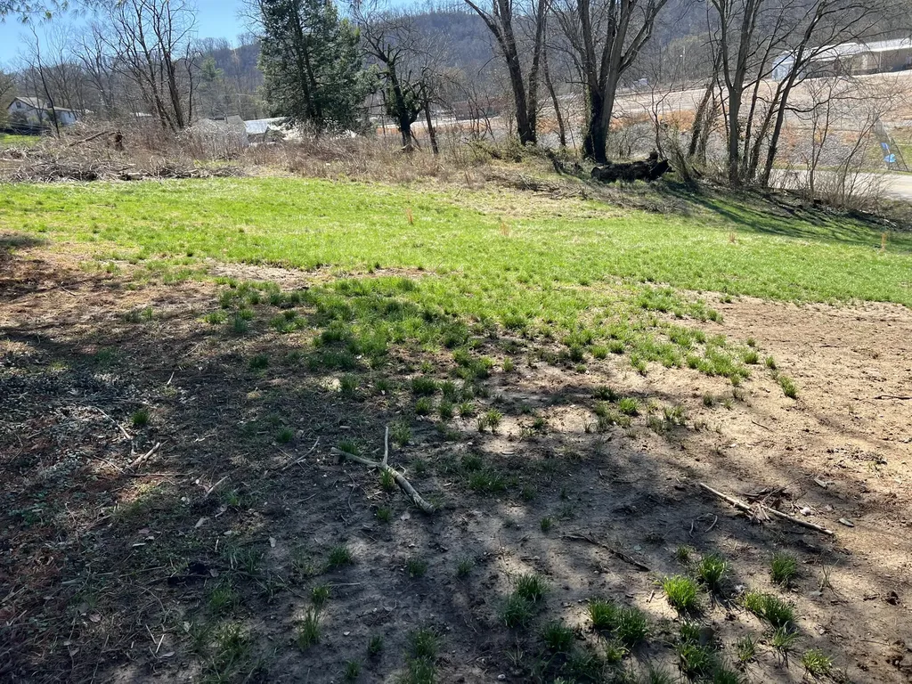 1860 Ford Road Winchester KY 40391
