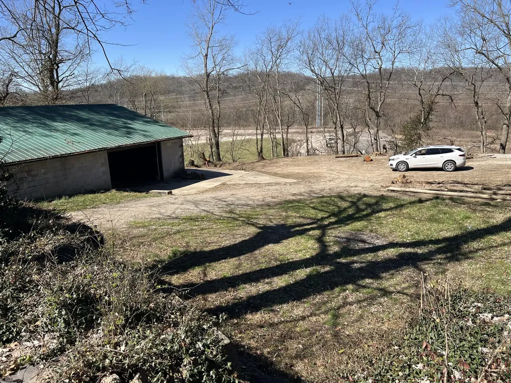 1860 Ford Road Winchester KY 40391