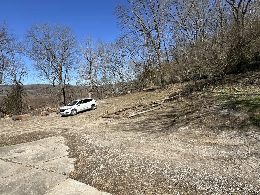 1860 Ford Road Winchester KY 40391