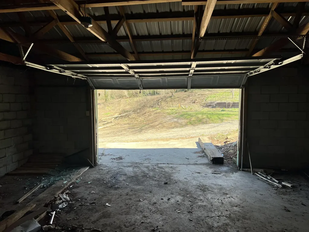 1860 Ford Road Winchester KY 40391