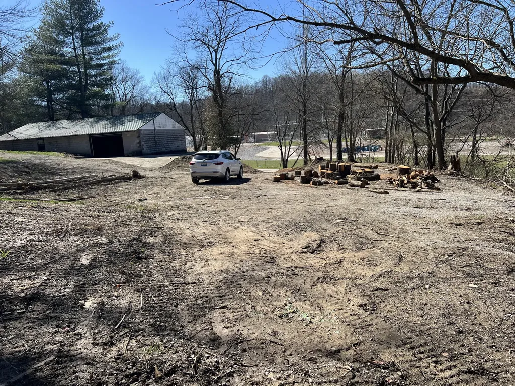 1860 Ford Road Winchester KY 40391