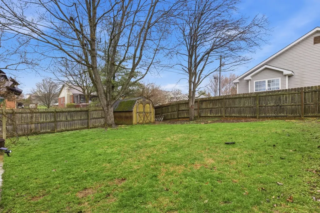 113 Mint Lane Nicholasville KY 40356
