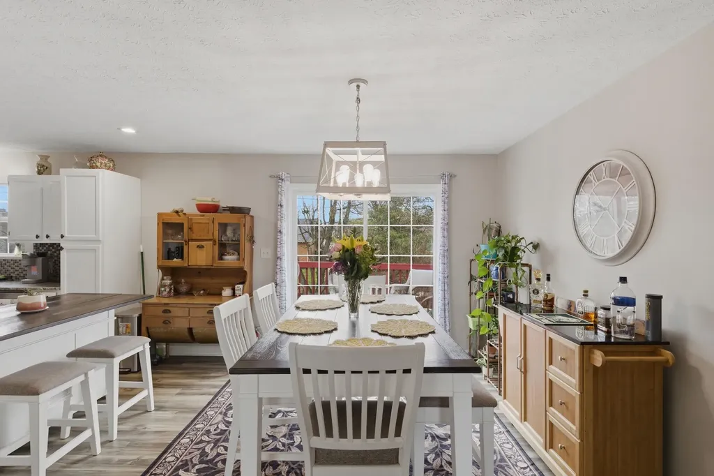 113 Mint Lane Nicholasville KY 40356