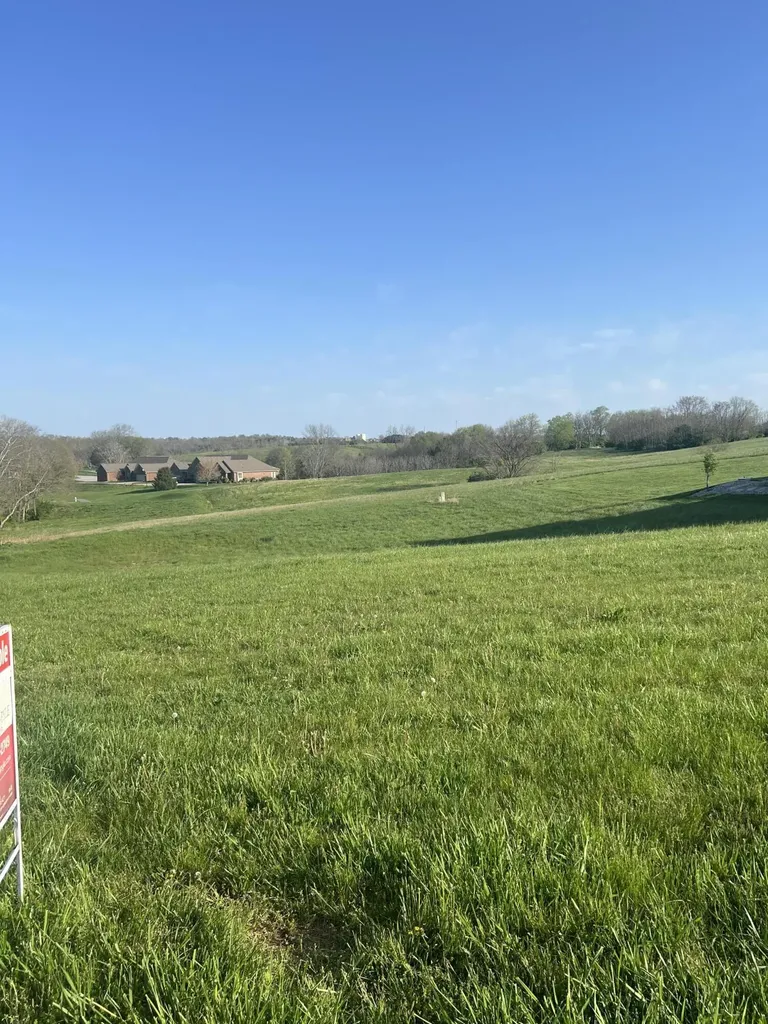 608 Imperial Lakes Drive Richmond KY 40475