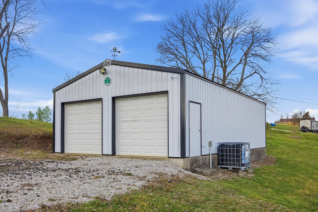 1258 Bypass N Lawrenceburg KY 40342