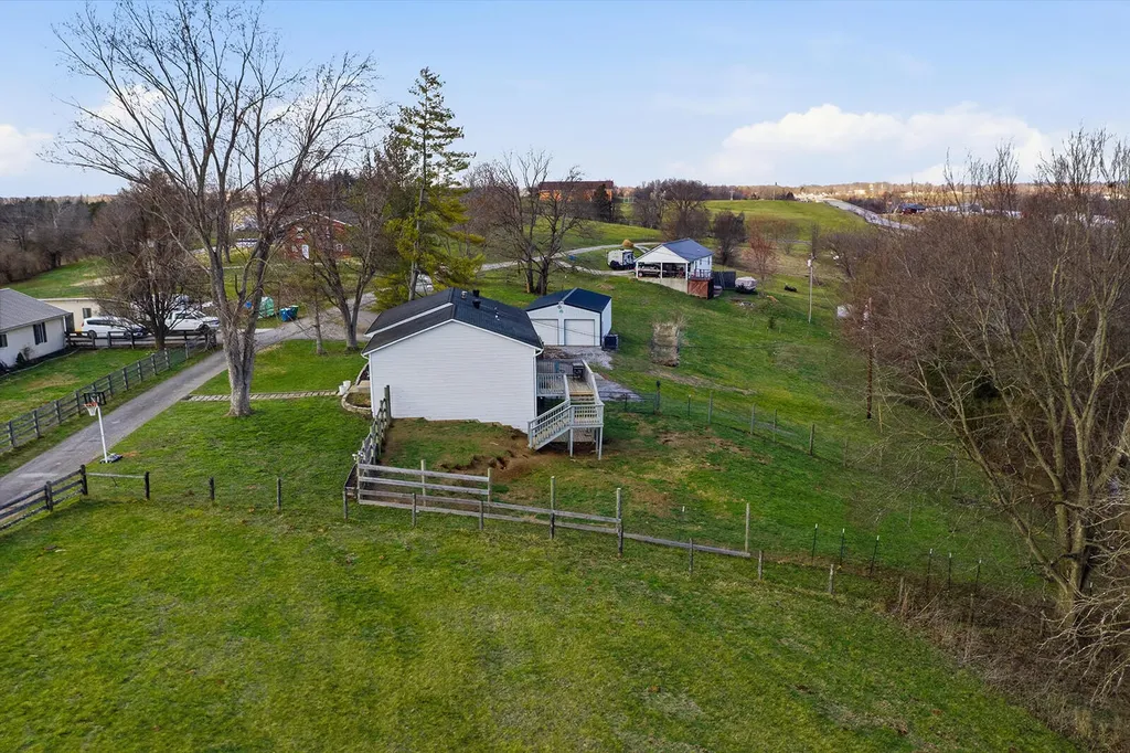 1258 Bypass N Lawrenceburg KY 40342