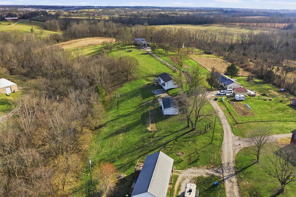 1258 Bypass N Lawrenceburg KY 40342