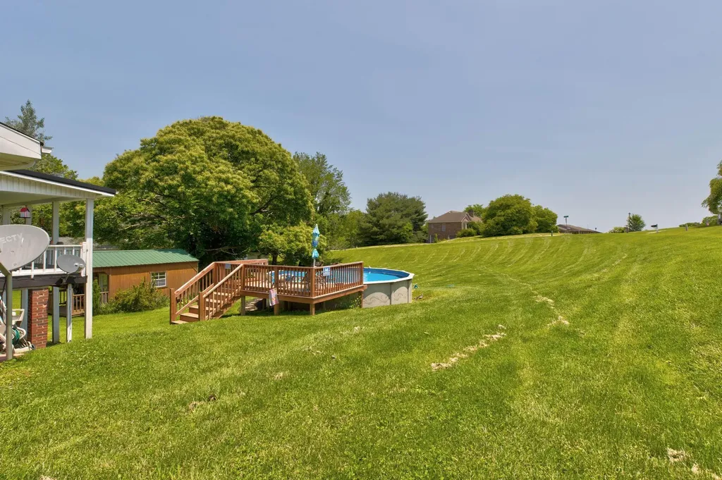405 Nevada Avenue Mt Sterling KY 40353